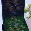 Cutie luxury pentru invitatia de nunta, realizata manual cu interior din catifea premium de la celebra casa Prelle si decorat cu licheni stabilizati Verdissimo.