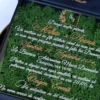 Cutie luxury pentru invitatia de nunta, realizata manual cu interior din catifea premium de la celebra casa Prelle si decorat cu licheni stabilizati Verdissimo.