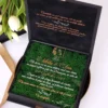 Cutie luxury pentru invitatia de nunta, realizata manual cu interior din catifea premium de la celebra casa Prelle si decorat cu licheni stabilizati Verdissimo.