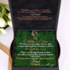 Cutie luxury pentru invitatia de nunta, realizata manual cu interior din catifea premium de la celebra casa Prelle si decorat cu licheni stabilizati Verdissimo.