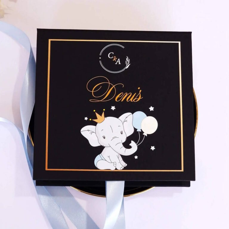 Cutie cadou pentru cererea nasilor de botez decorata cu licheni stabilizati