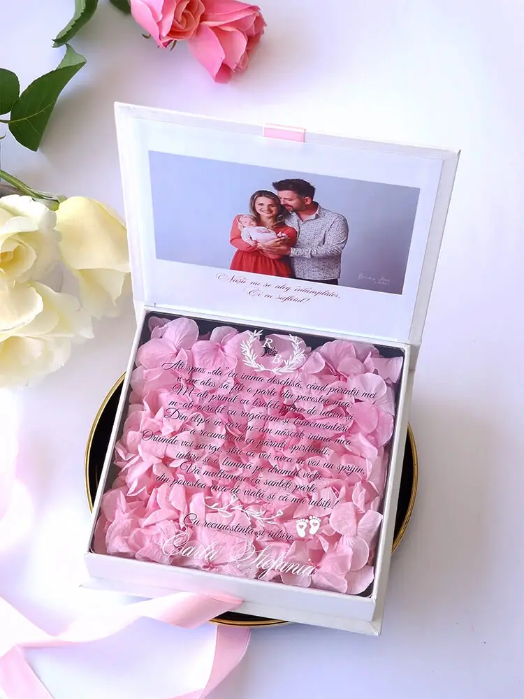 Cutie multumire nasi de botez Pure White Hortensie Cutie multumire nasi de botez Pure White Hortensie