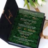 Cutie luxury pentru invitatia de nunta, realizata manual cu interior din catifea premium de la celebra casa Prelle si decorat cu licheni stabilizati Verdissimo.