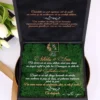 Cutie luxury pentru invitatia de nunta, realizata manual cu interior din catifea premium de la celebra casa Prelle si decorat cu licheni stabilizati Verdissimo.