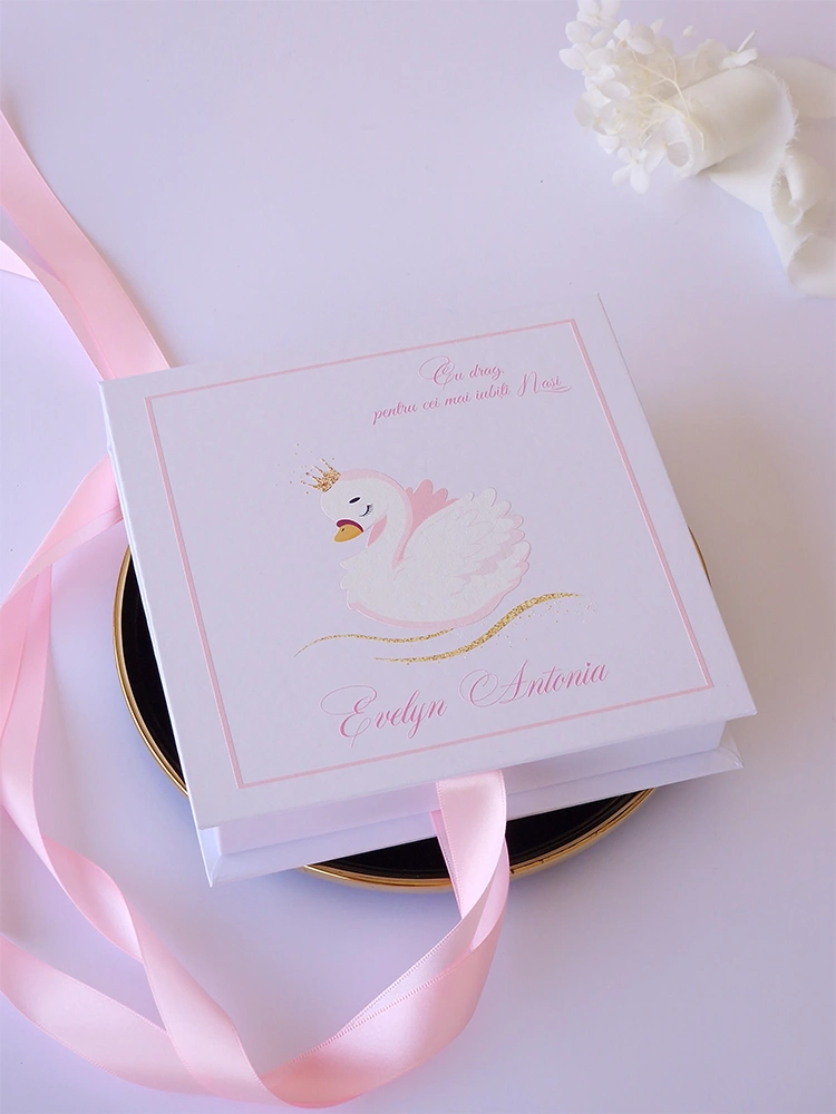 Cutie cerere nasi de botez Pure White Roses Cutie cerere nasi de botez Pure White Roses