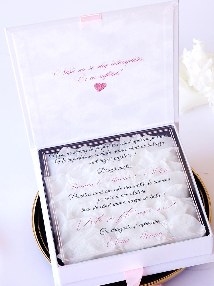 Cutie Cerere Nasi de Botez Pure White Roses Cutie Cerere Nasi de Botez Pure White Roses