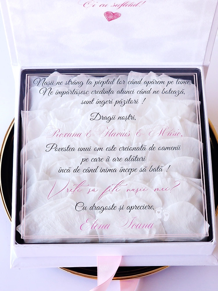 Cutie Cerere Nasi de Botez Pure White Roses Cutie Cerere Nasi de Botez Pure White Roses